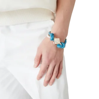 Blue Knotted Pearl Bracelet Blue Knotted Pearl Bracelet
